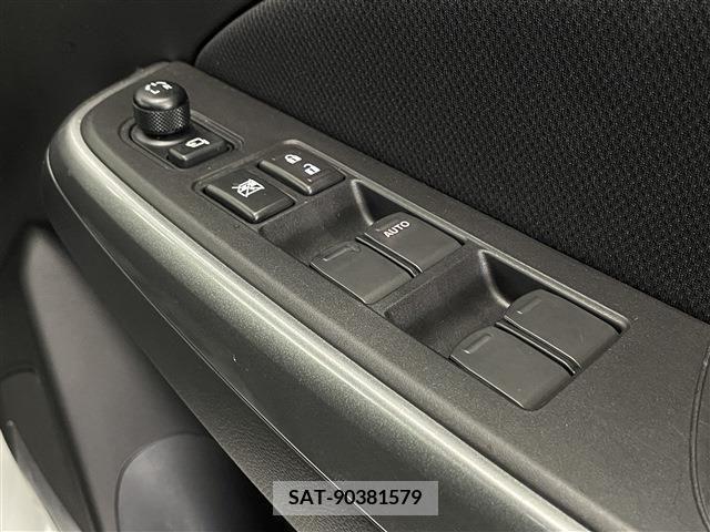 Suzuki SWIFT 2022-11 349932-26