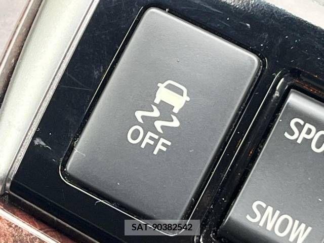 Toyota MARK X 2017-09 304407-8