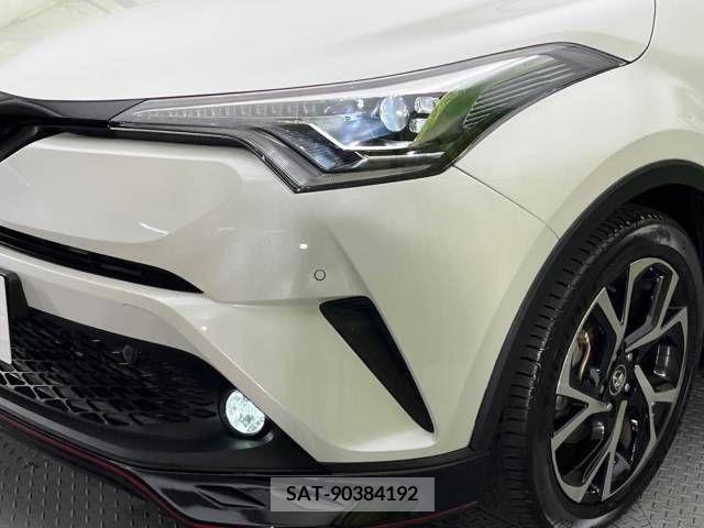 Toyota C-HR 2017-03 264518-12