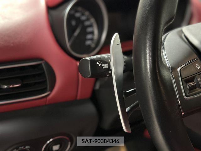 Maserati LEVANTE 2017-05 321228-8