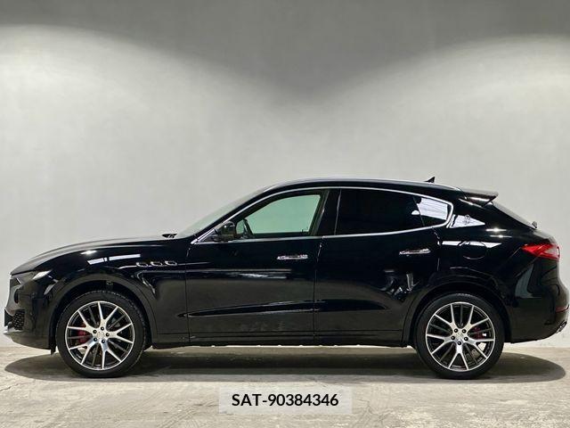 Maserati LEVANTE 2017-05 321228-6