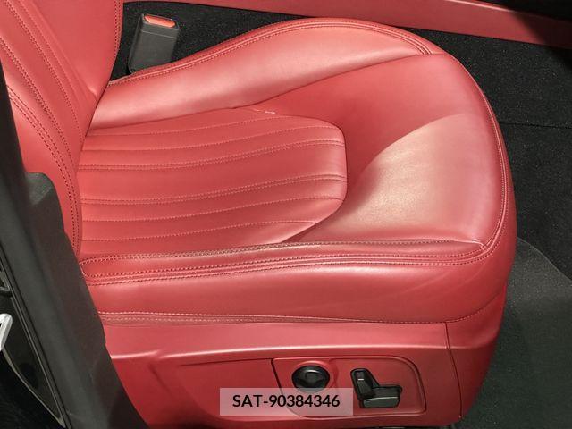 Maserati LEVANTE 2017-05 321228-18