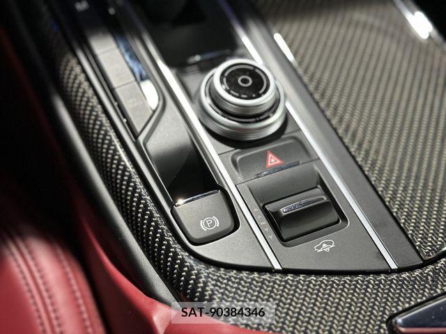 Maserati LEVANTE 2017-05 321228-14
