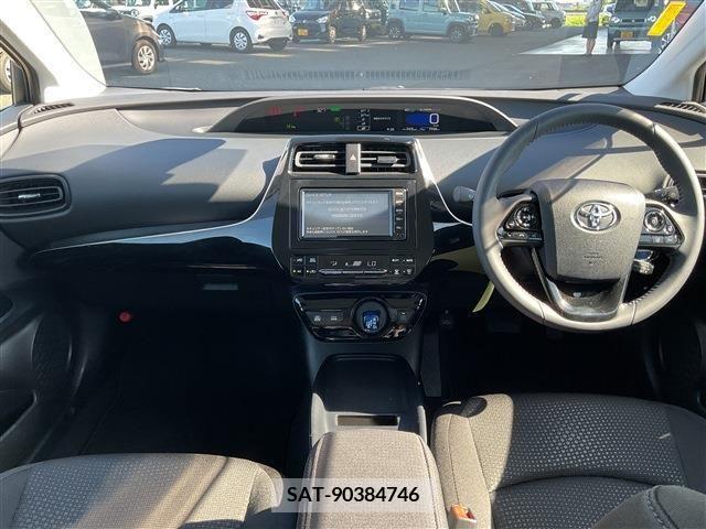 Toyota PRIUS 2021-07 342625-1