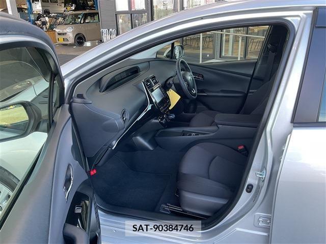 Toyota PRIUS 2021-07 342625-21