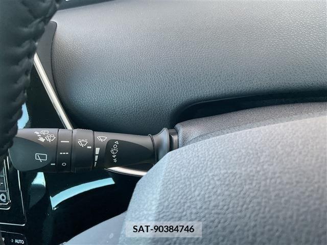 Toyota PRIUS 2021-07 342625-16
