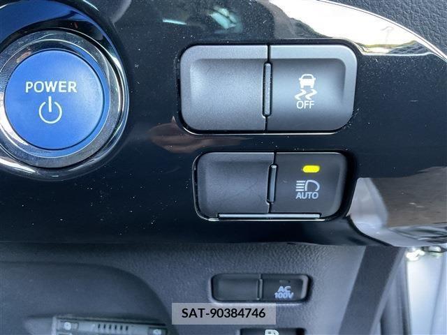 Toyota PRIUS 2021-07 342625-12