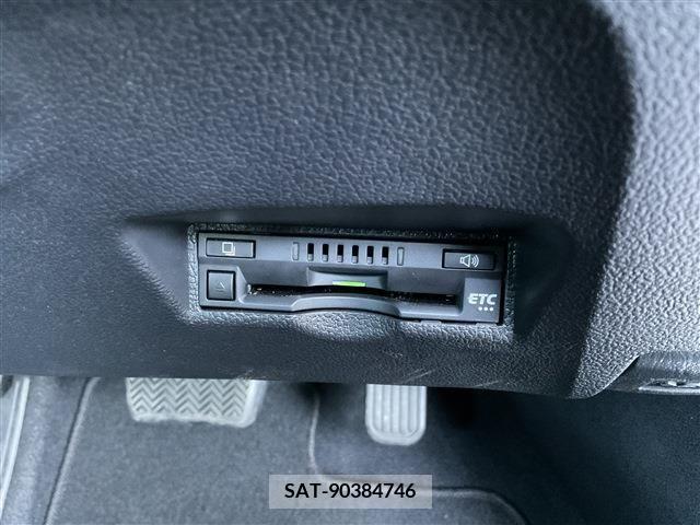 Toyota PRIUS 2021-07 342625-6