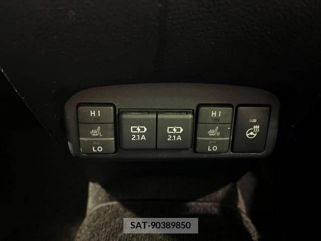 Toyota SIENTA 2019-07 394031-7