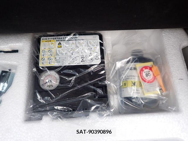 Suzuki SWIFT 2018-12 369036-21