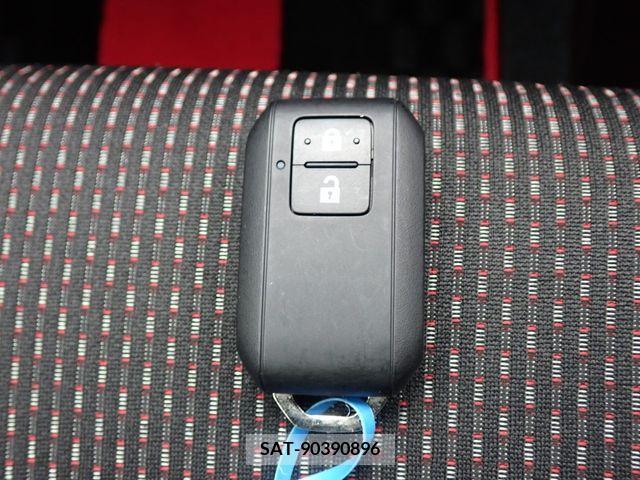 Suzuki SWIFT 2018-12 369036-28