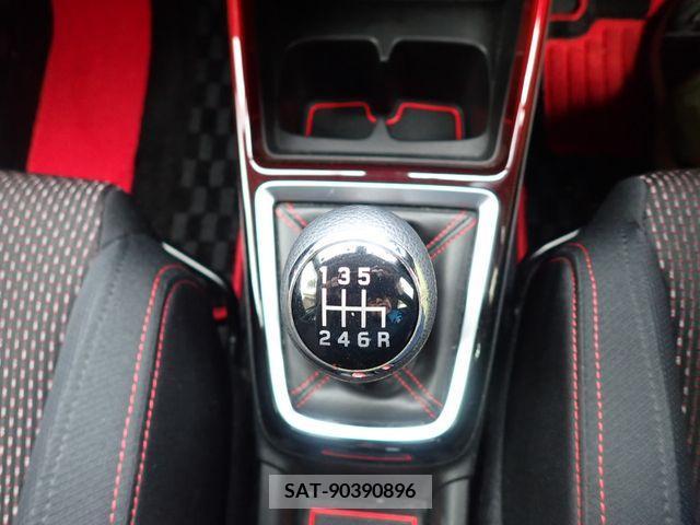 Suzuki SWIFT 2018-12 369036-17