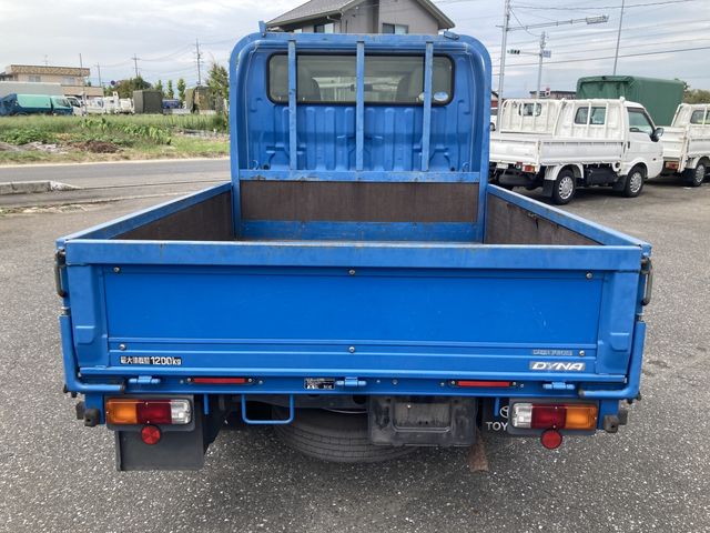 Toyota DYNA TRUCK 2015-07 9326-4