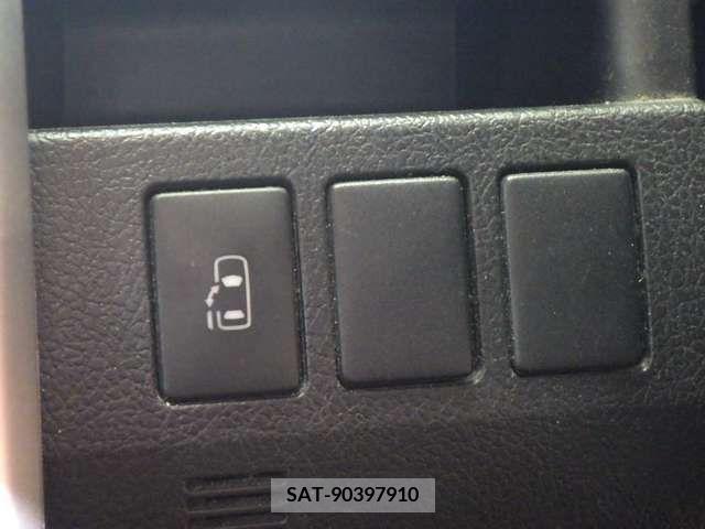 Toyota VOXY 2010-07 326954-13