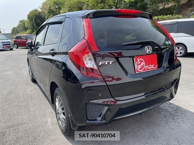Honda FIT 2016-08 233640-6