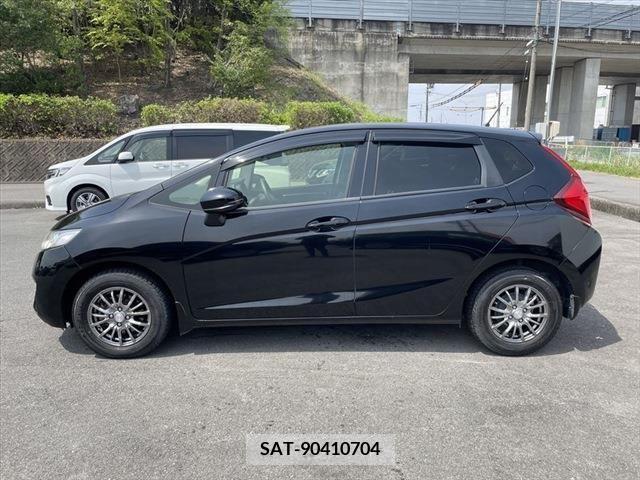 Honda FIT 2016-08 233640-7