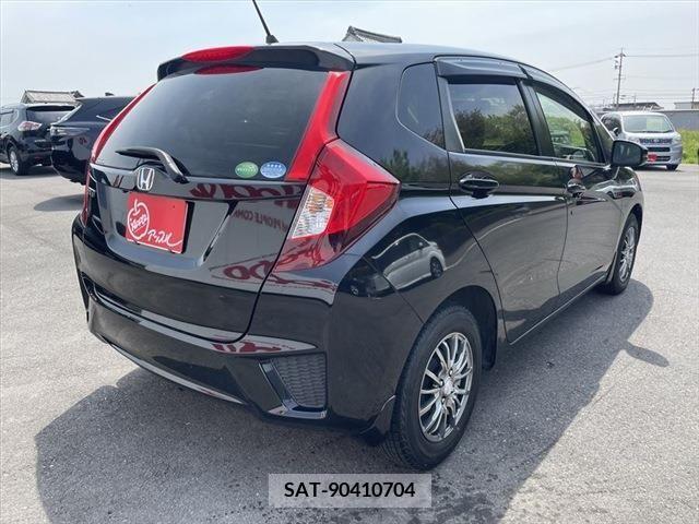 Honda FIT 2016-08 233640-4