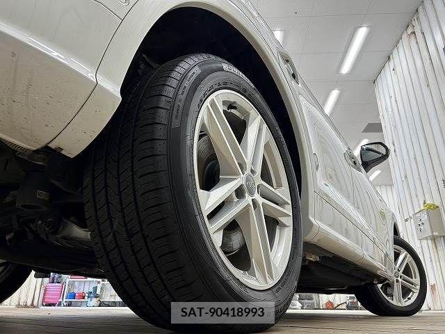 Audi Q5 2018-05 317985-18