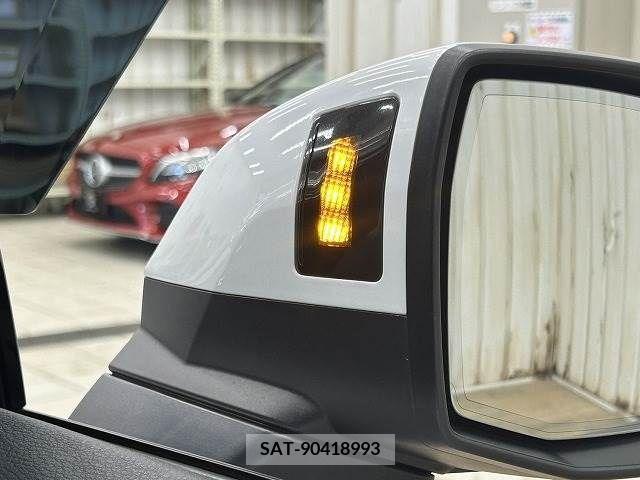 Audi Q5 2018-05 317985-7