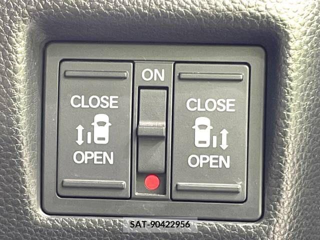 Honda N BOX CUSTOM 2019-03 218746-2