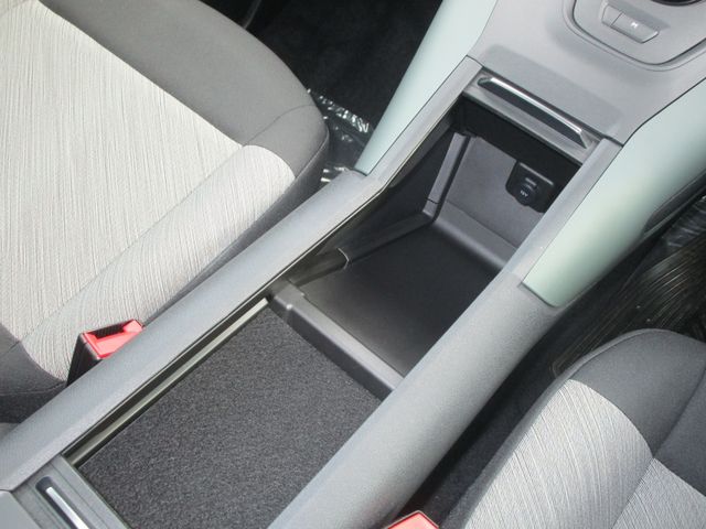 Citroen BERLINGO 2022-03 13253-10