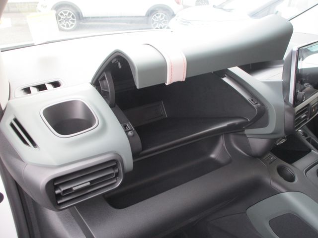 Citroen BERLINGO 2022-03 13253-18