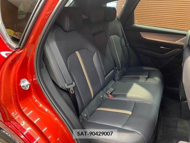 Mazda CX-60 2022-08 266163-5