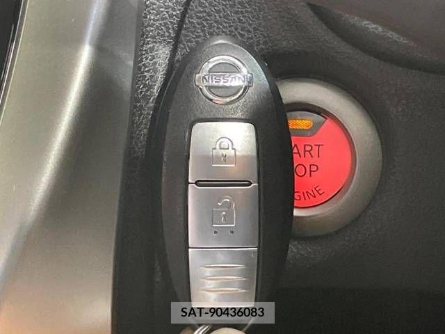 Nissan NOTE 2014-02 365358-7