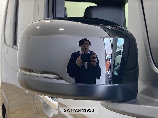 Honda N BOX CUSTOM 2024-03 278974-6