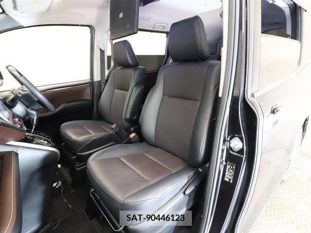 Toyota ESQUIRE 2014-12 202699-5