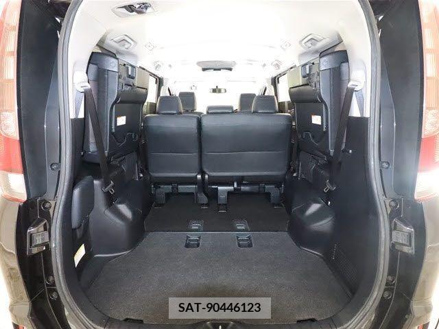 Toyota ESQUIRE 2014-12 202699-8
