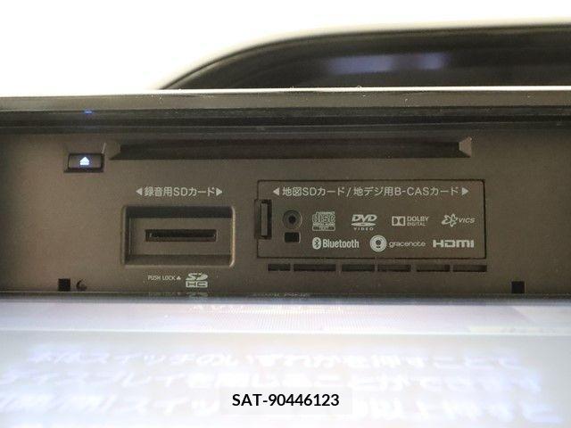 Toyota ESQUIRE 2014-12 202699-16