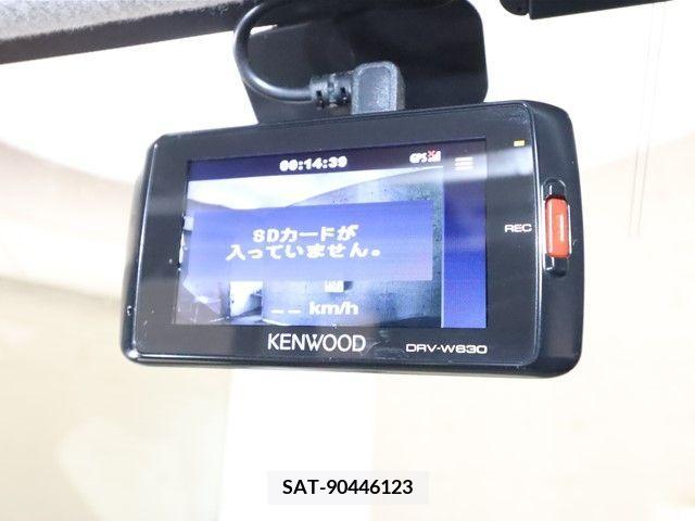 Toyota ESQUIRE 2014-12 202699-18