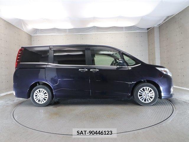 Toyota ESQUIRE 2014-12 202699-22