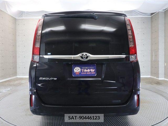 Toyota ESQUIRE 2014-12 202699-23