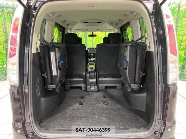 Nissan SERENA 2011-07 337426-11