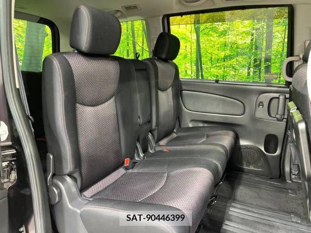 Nissan SERENA 2011-07 337426-9