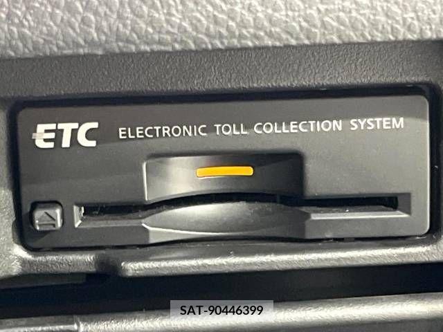 Nissan SERENA 2011-07 337426-6