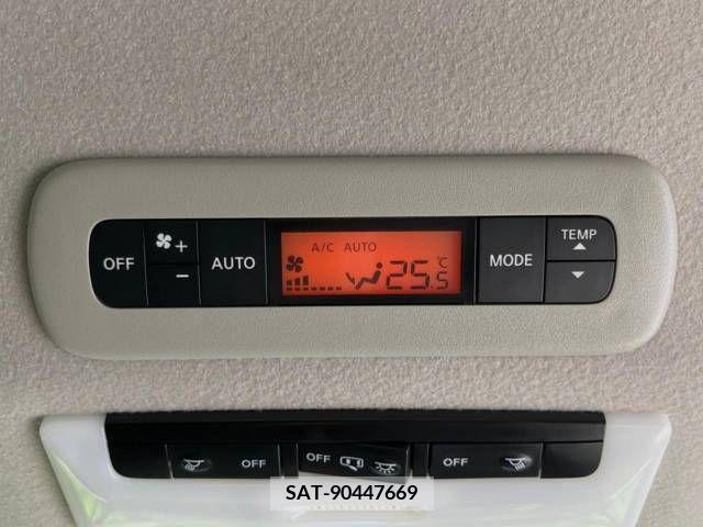 Nissan SERENA 2019-03 284124-7