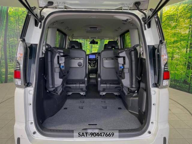 Nissan SERENA 2019-03 284124-11
