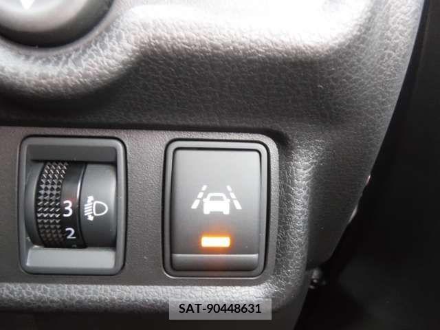 Nissan NOTE 2016-07 313871-8