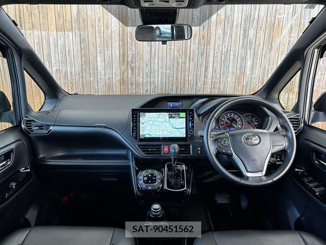 Toyota NOAH 2020-10 219445-2