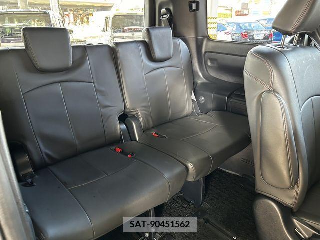 Toyota NOAH 2020-10 219445-13