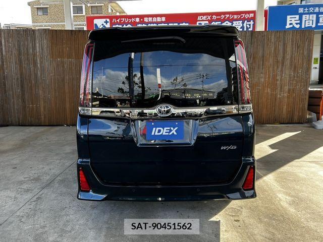 Toyota NOAH 2020-10 219445-6