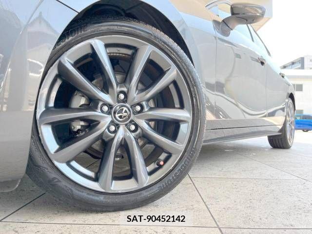 Mazda MAZDA3 2019-07 378611-12