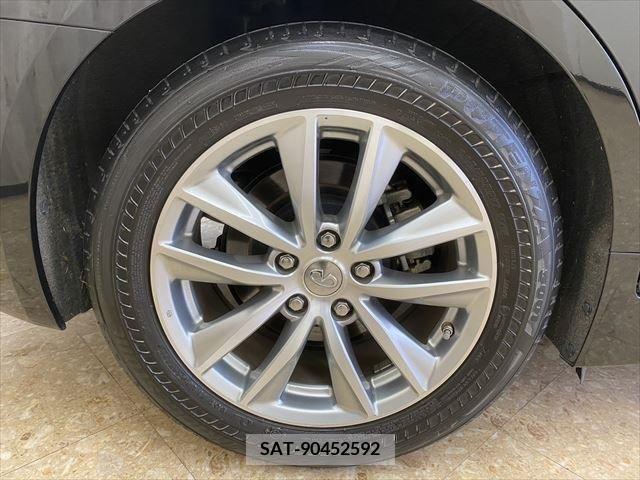Nissan SKYLINE 2018-01 215489-15