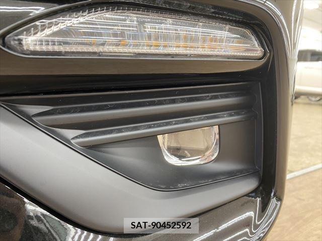 Nissan SKYLINE 2018-01 215489-10