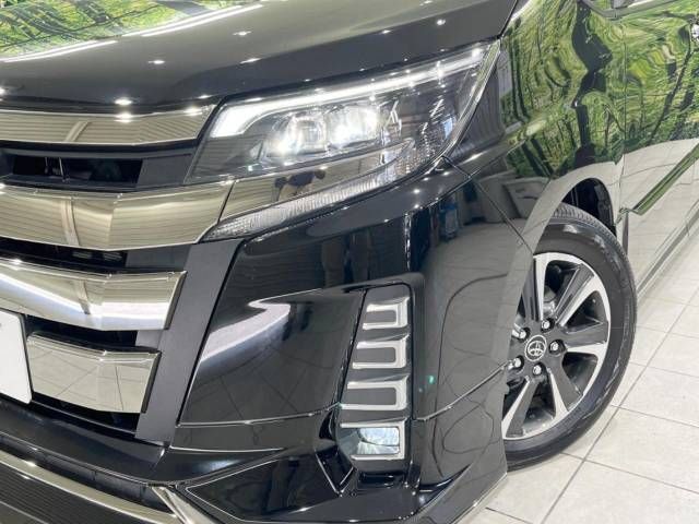 Toyota NOAH 2019-01 13840-13