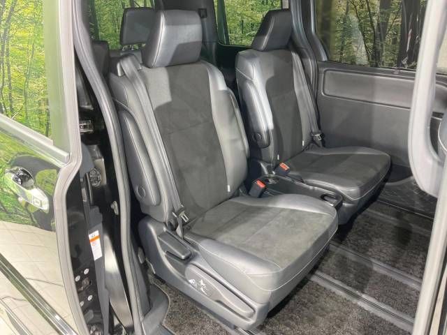 Toyota NOAH 2019-01 13840-9