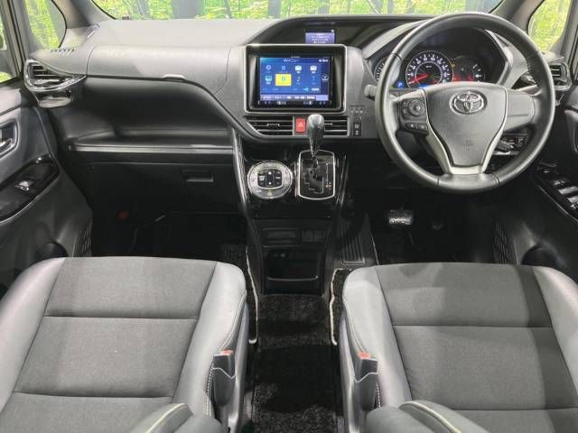 Toyota NOAH 2019-01 13840-1